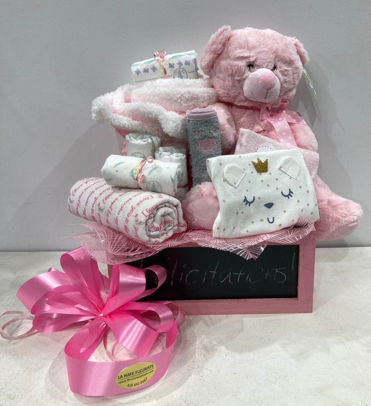 Panier cadeau naissance fille 2